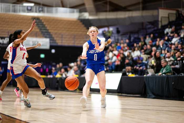 Benson Grants Pass 6A Oregon girls basketball quarterfinal 2024 Naji Saker -43
